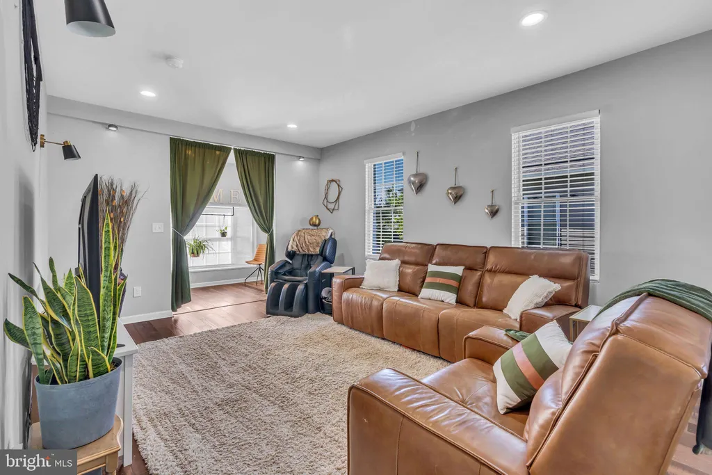 Additional image 4 of 4908 - 1/2 Harford Road, Baltimore, MD 21214