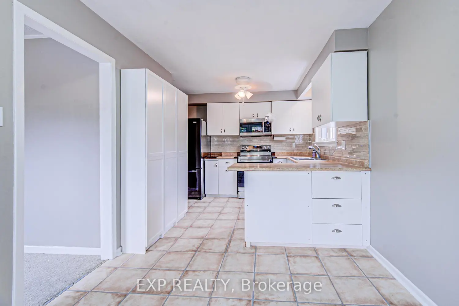 Additional image 6 of 8 Sanford Crescent
