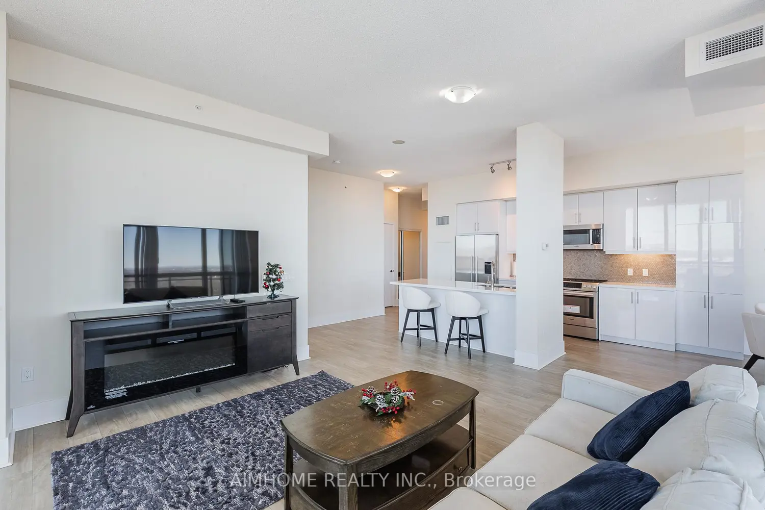 Additional image 5 of 3975 Grand Park Drive 4604