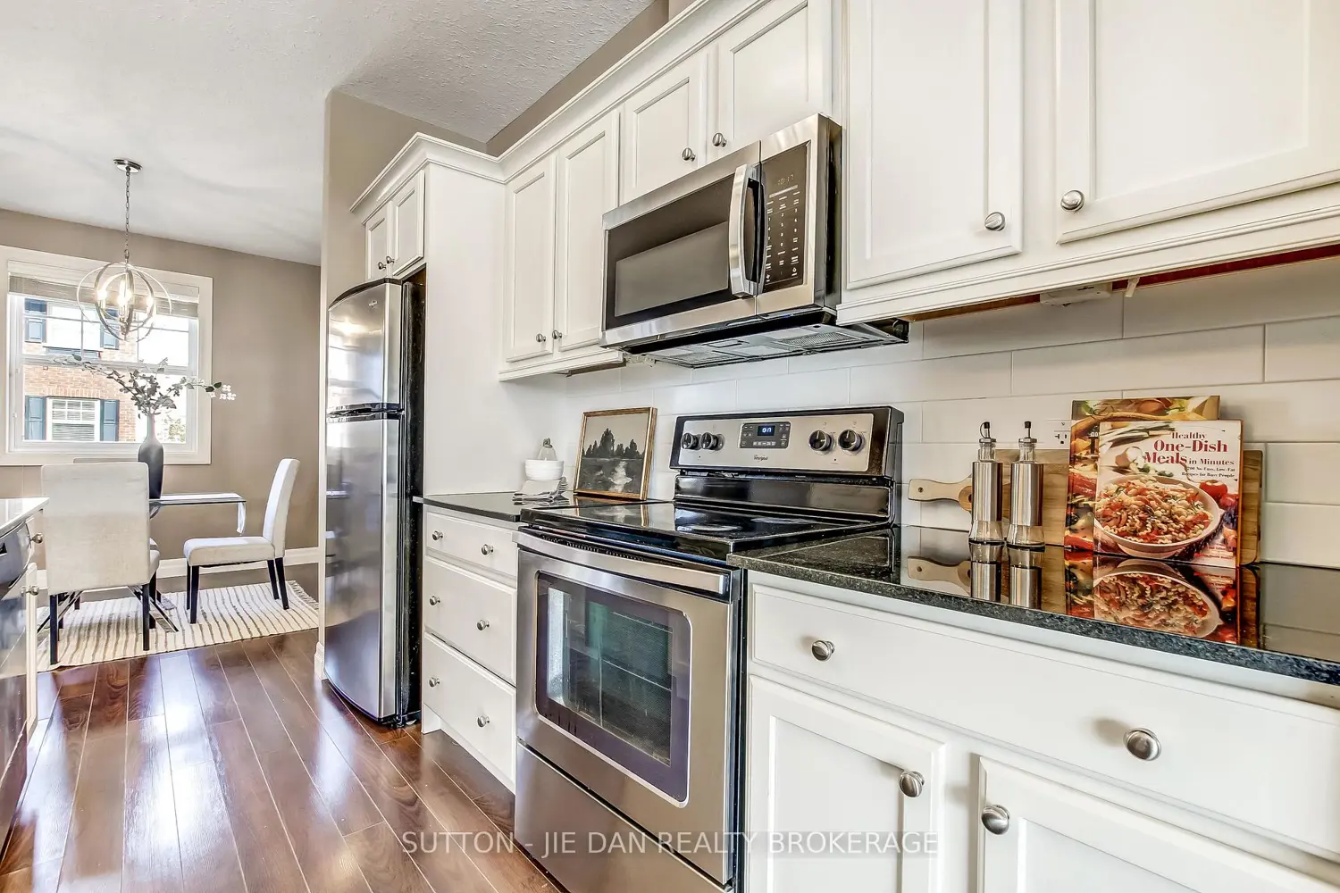 Additional image 6 of 1850 Beaverbrook Avenue 9