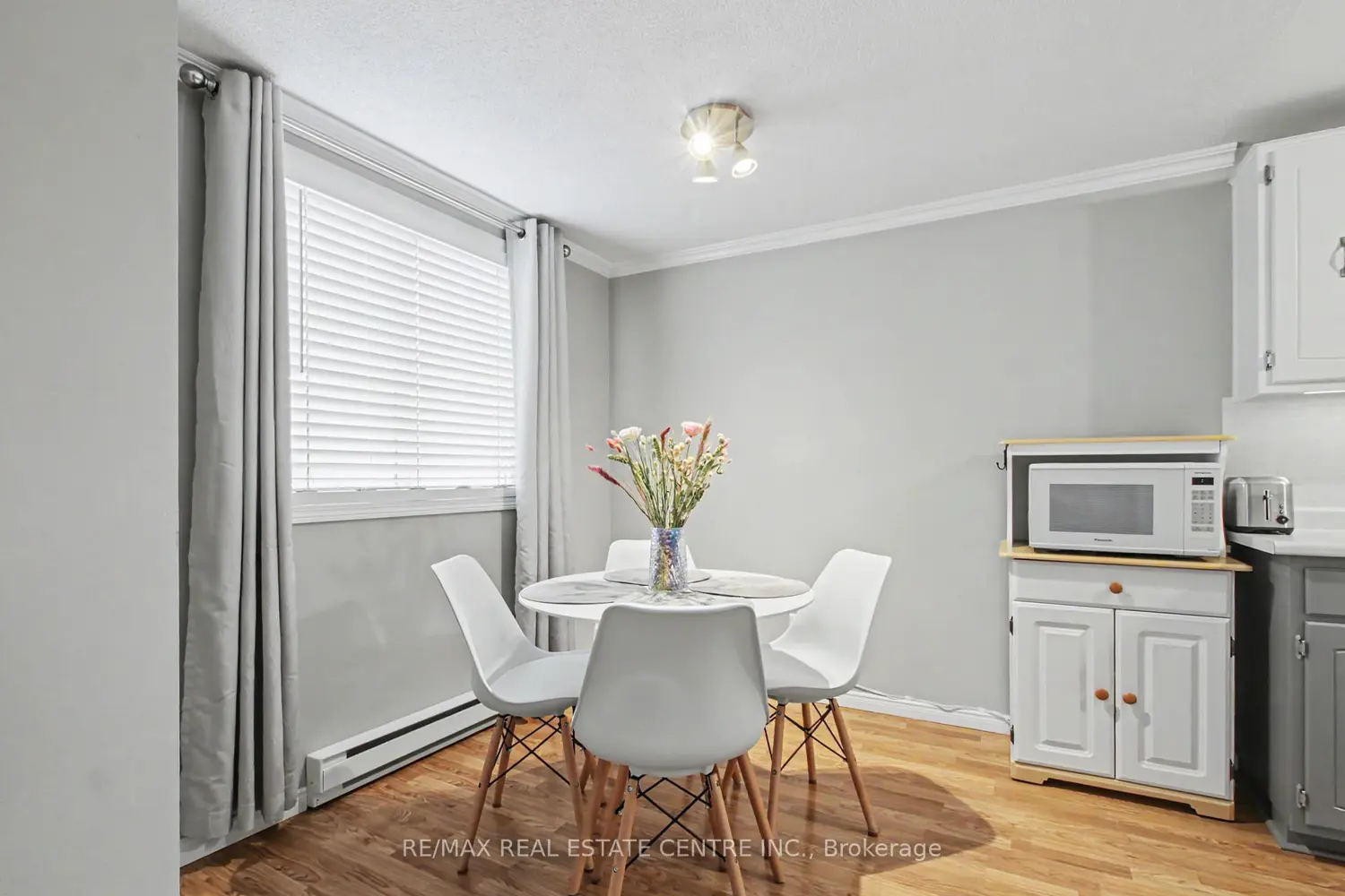Additional image 7 of 4 Avalon Place 105