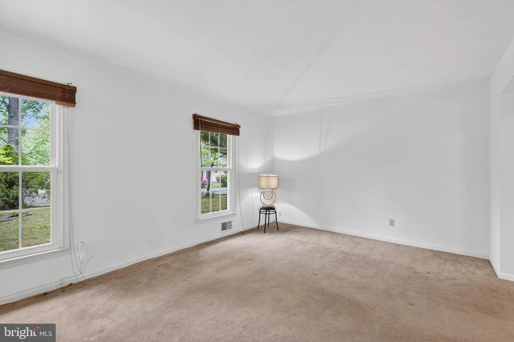 2200 Touchstone Court, Silver Spring, MD 20904 photo 2