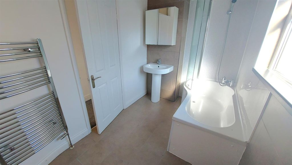 Additional image 13 of 1 bed flat to rentPark Street, Kenfig Hill, Bridgend CF33