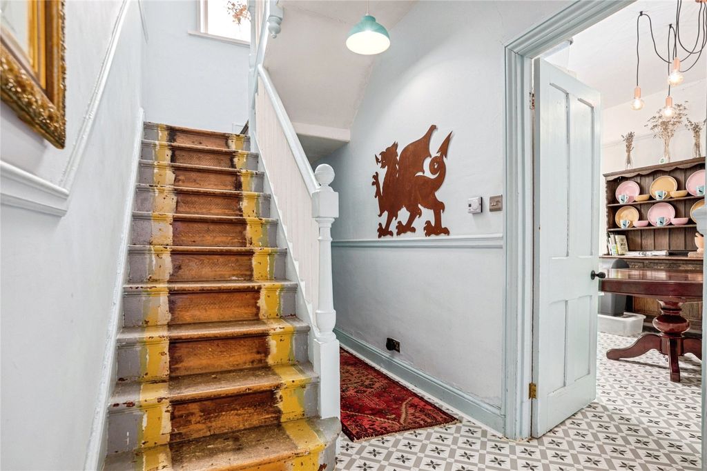 Additional image 8 of 6 bed flat for saleNorth Road, Aberystwyth, Ceredigion SY23