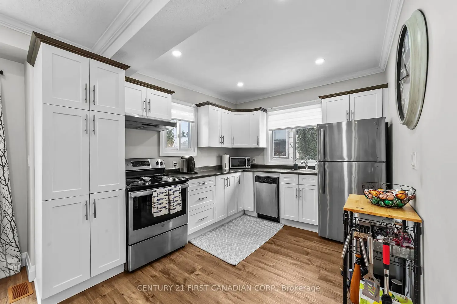 Additional image 4 of 474 Woodman Avenue