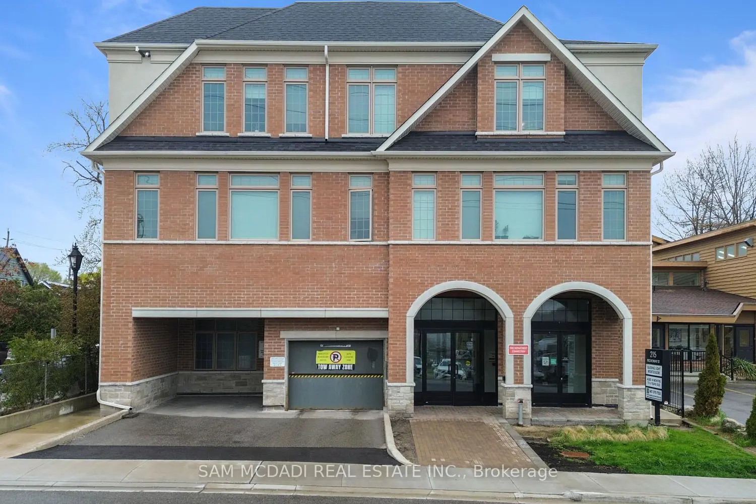 215 Broadway Street 308