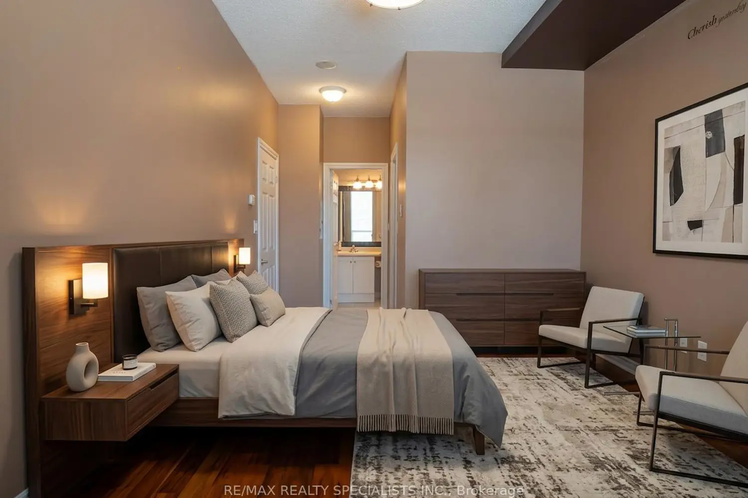 Additional image 4 of 3504 Hurontario Street 307