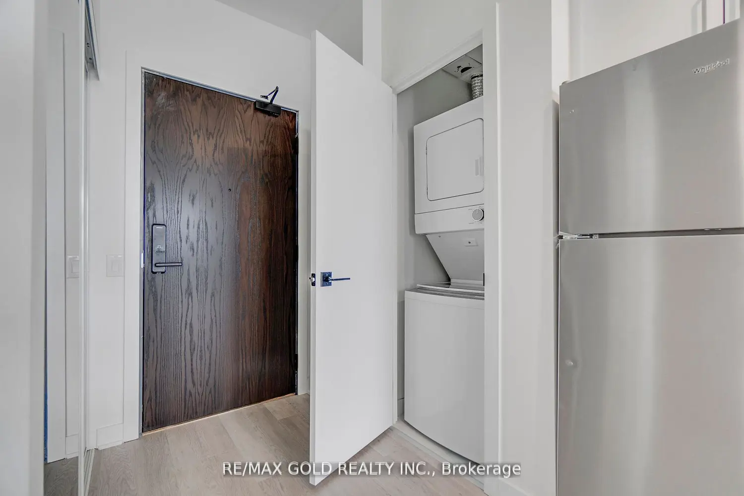 Additional image 17 of 2782 Barton Street 803