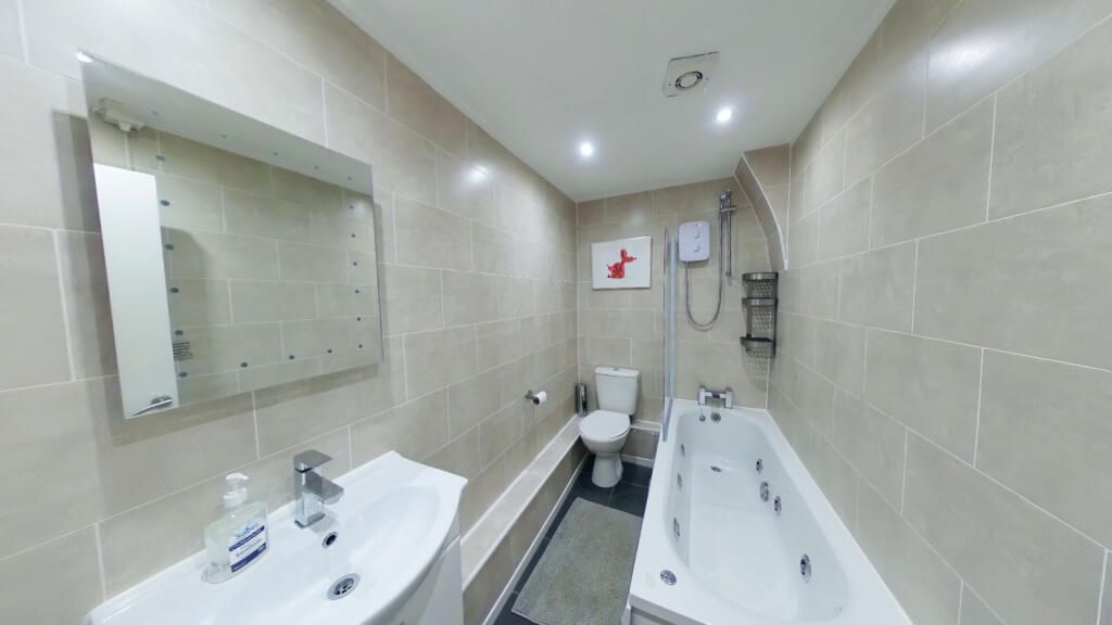 Additional image 2 of 4 bed shared accommodation to rentAdelaide Road, Liverpool L7