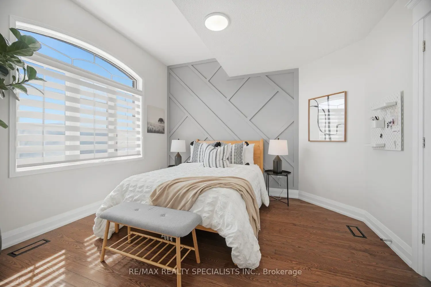 Additional image 8 of 3421 Sunlight Street