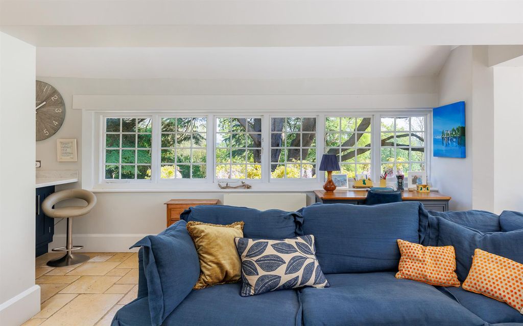 Additional image 11 of 7 bed detached house for salePuckpool, Isle Of Wight PO33