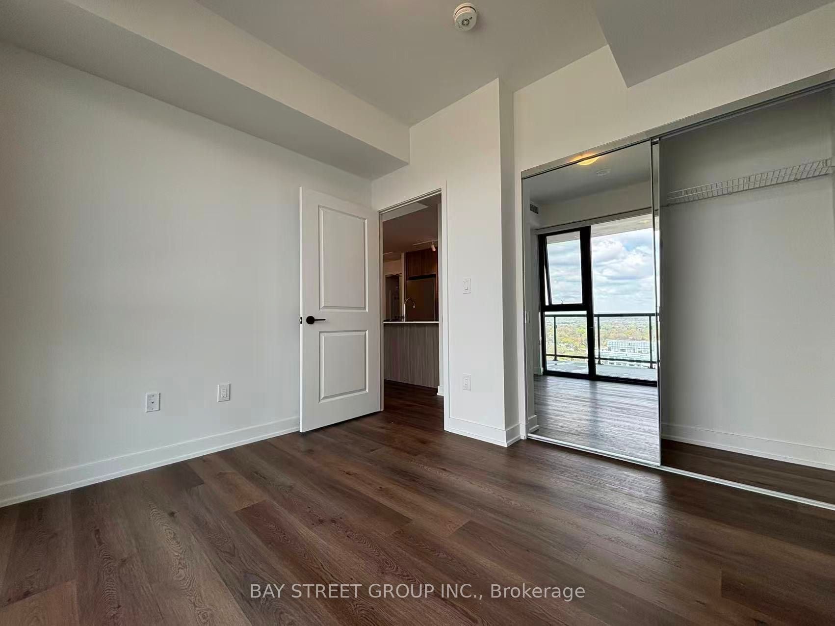 Additional image 6 of 2101-2075 Lakeshore Road, Burlington, ON, L7R 0H3