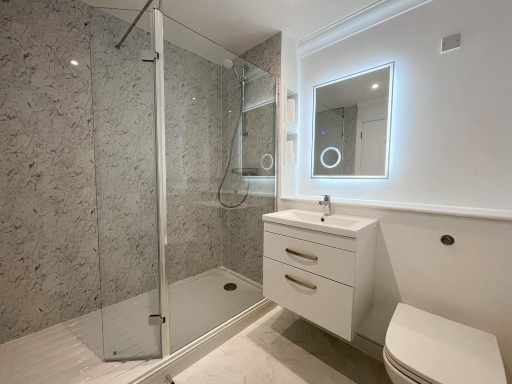 Additional image 13 of 3 bed flat for salePetersfield Mansions, Cambridge CB1
