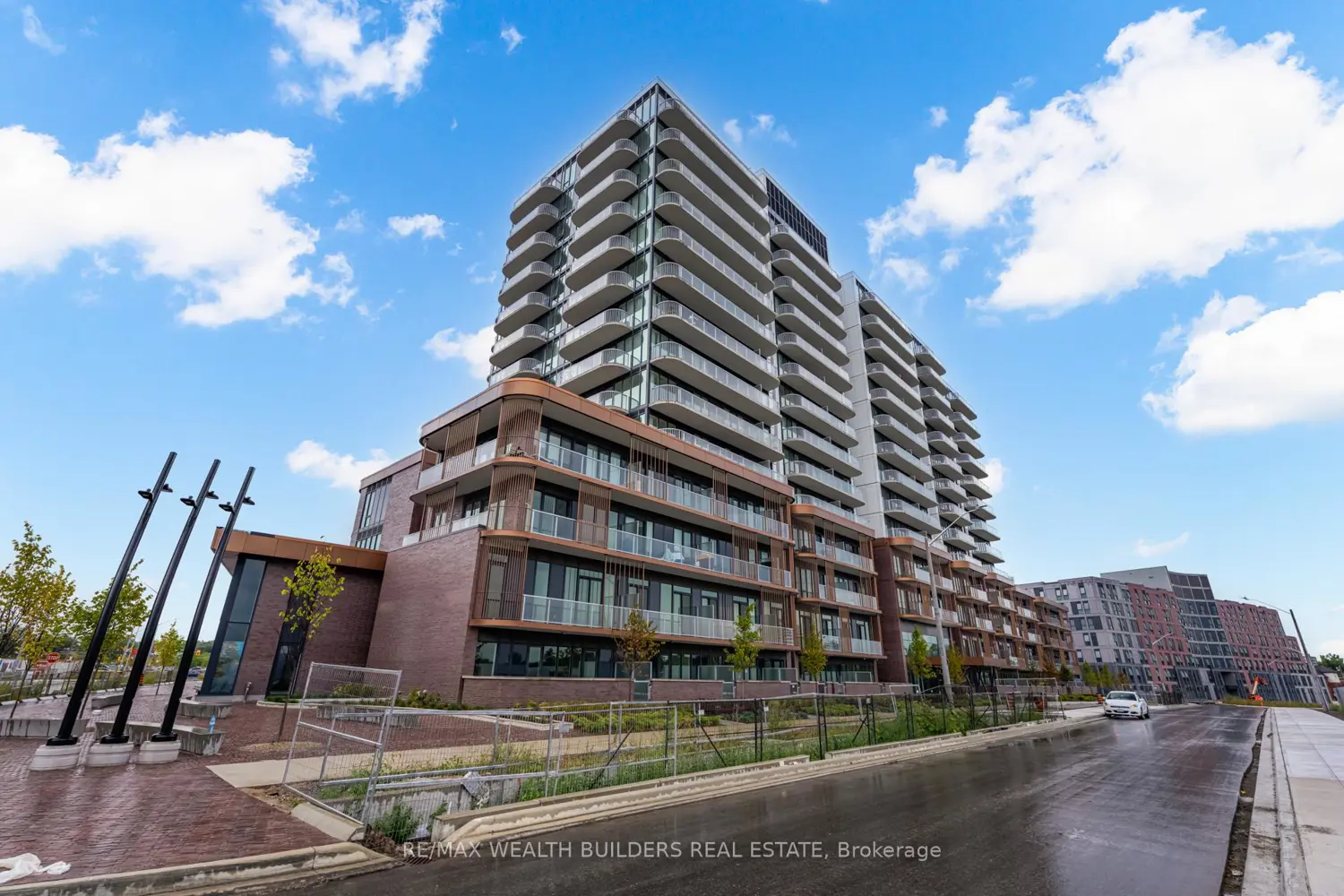 220 Missinnihe Way 714
