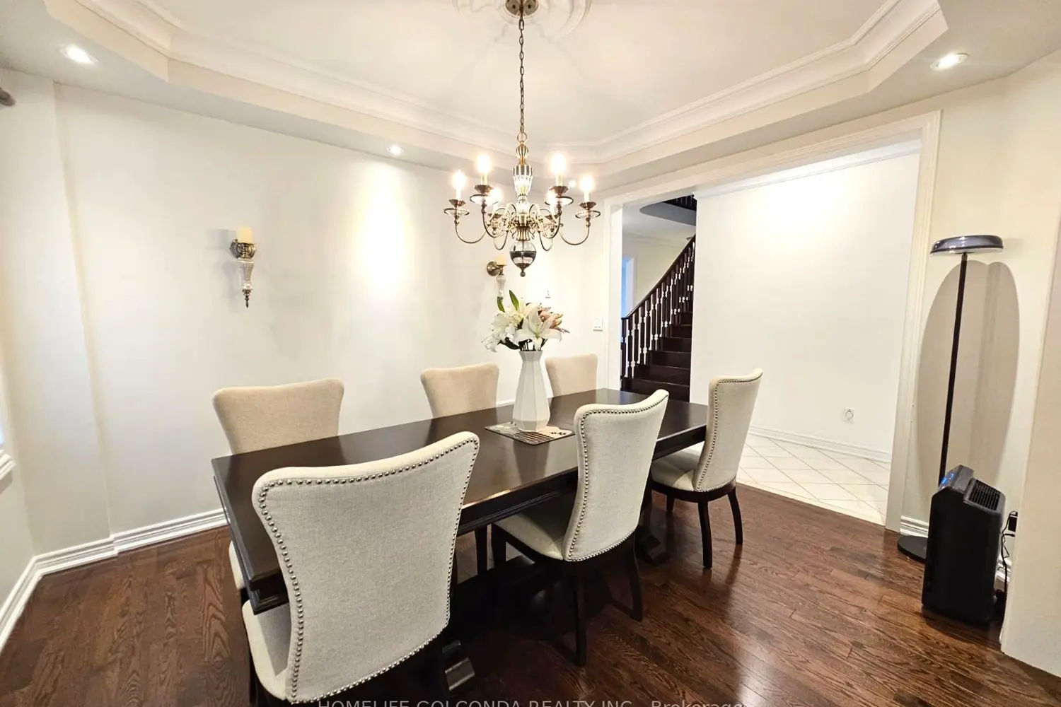 3252 Larry Crescent