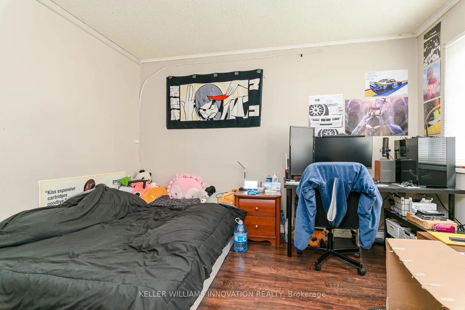 Additional image 4 of 121 University Avenue 32