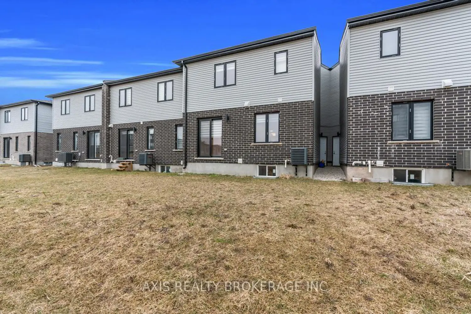Additional image 20 of 2978 Turner Crescent