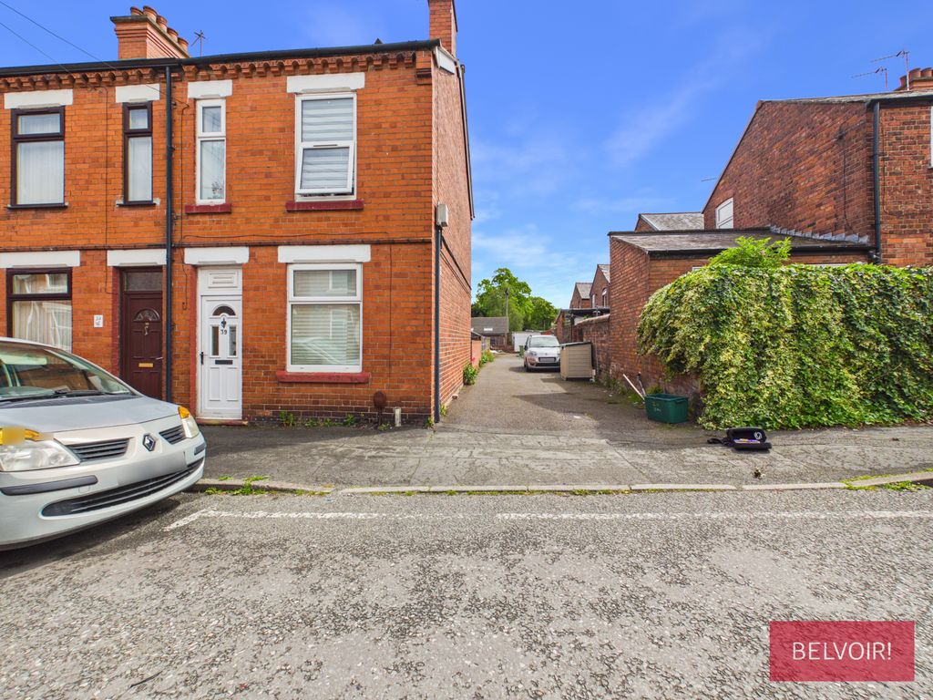 1 bed flat to rentGibson Street, Wrexham LL13