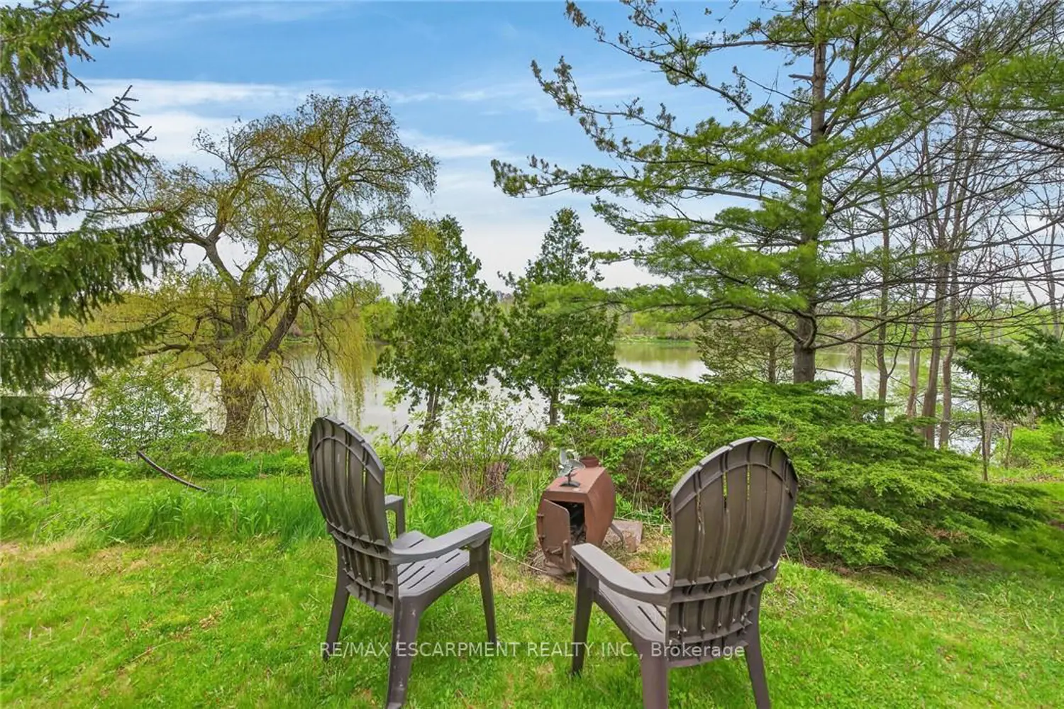 1300 River Road photo 3