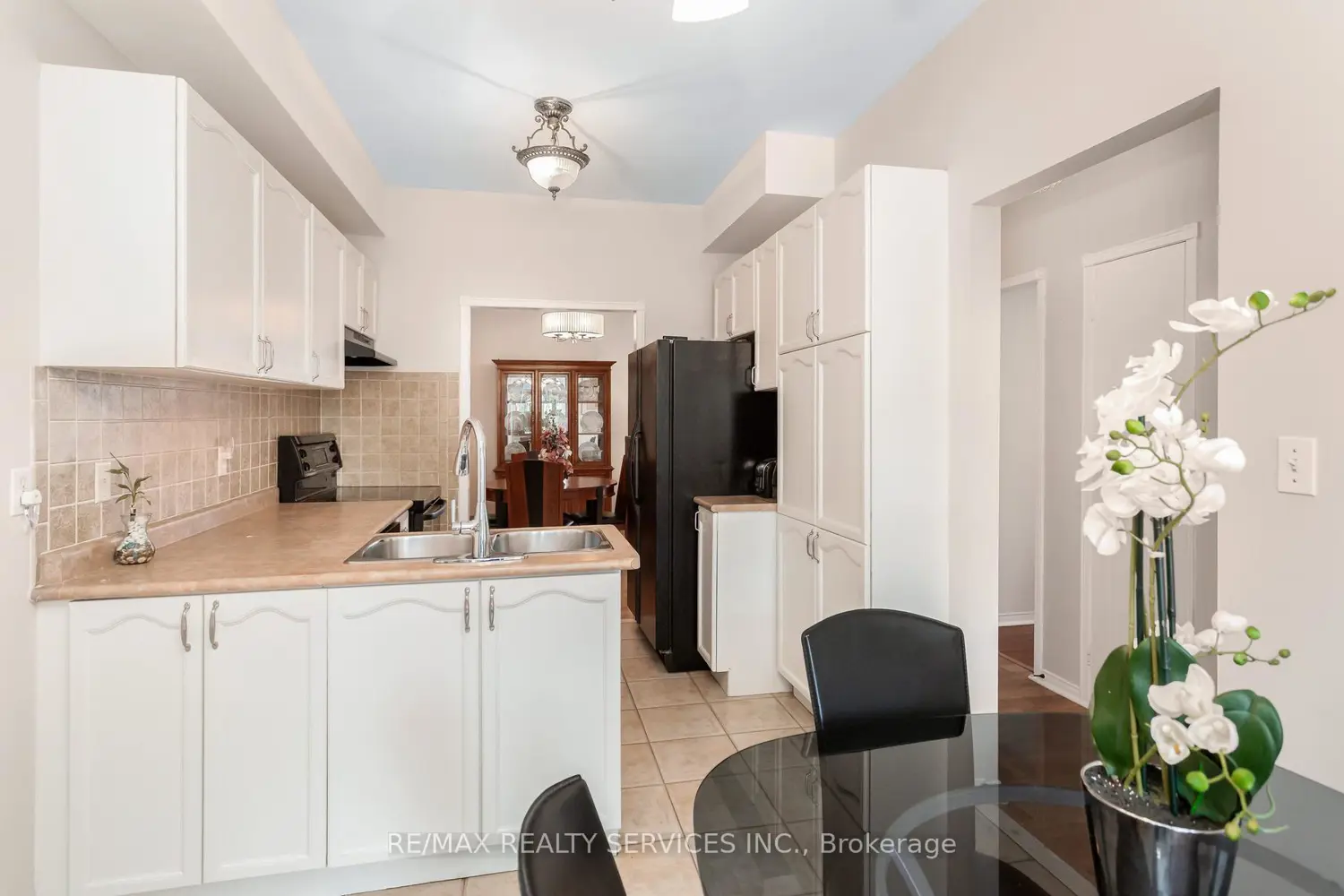 Additional image 10 of 836 Avocado Crescent