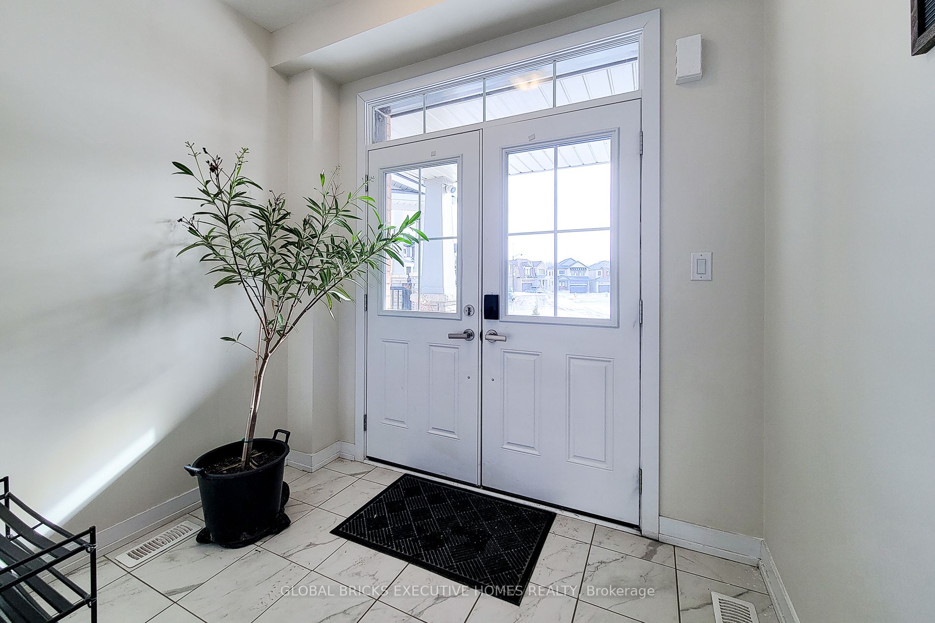 Additional image 4 of 33 Wintergreen Crescent, Haldimand, ON, N3W 0H9