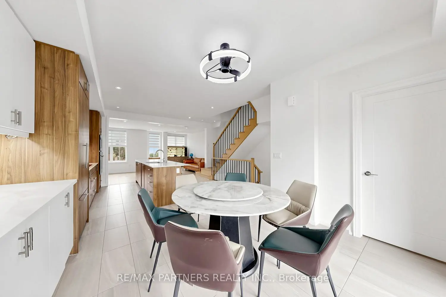 Additional image 7 of 9092 Woodbine Avenue