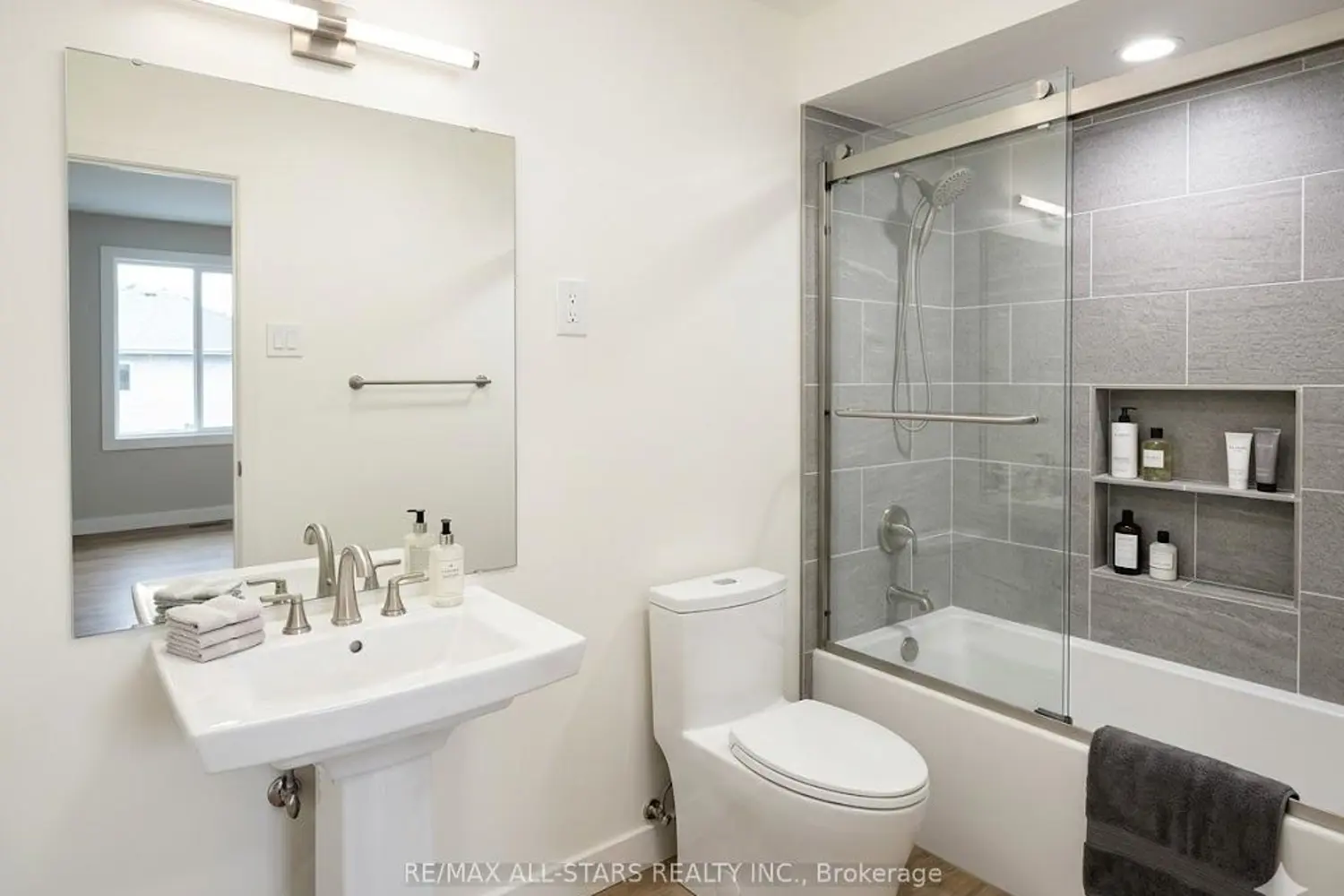 Additional image 8 of 61 Eden Park Drive