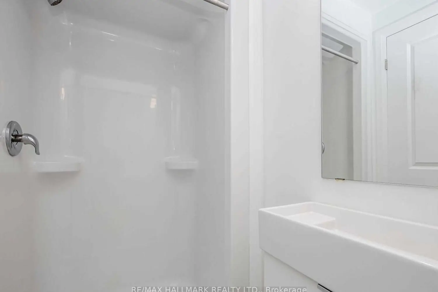Additional image 12 of 1900 Simcoe Street 436