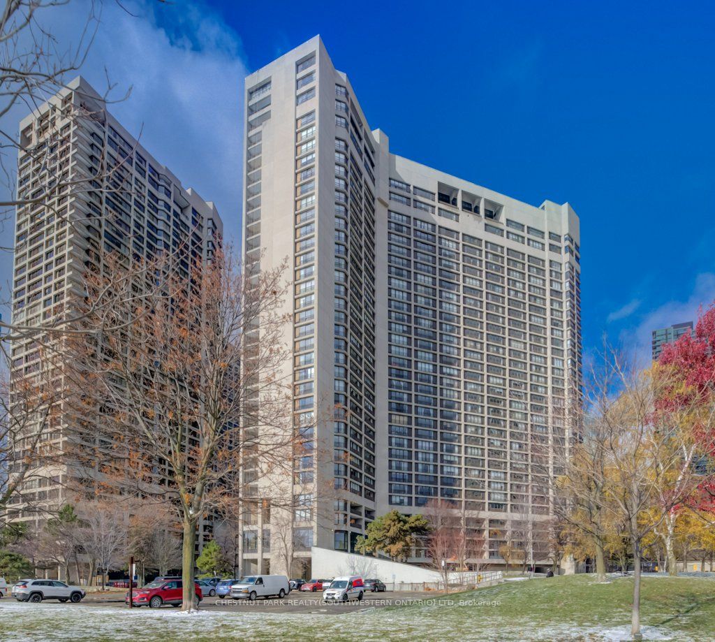1017-33 Harbour Square, Toronto, ON, M5J 2G2