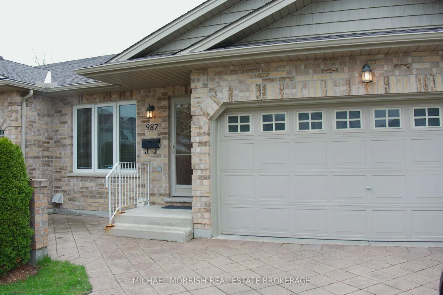 Additional image 17 of 987 Whetherfield Street 39