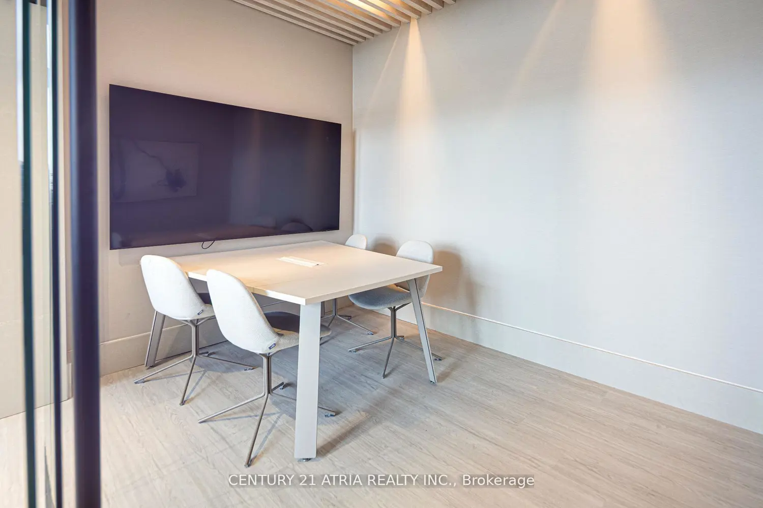 Additional image 13 of 2020 Bathurst Street 1810