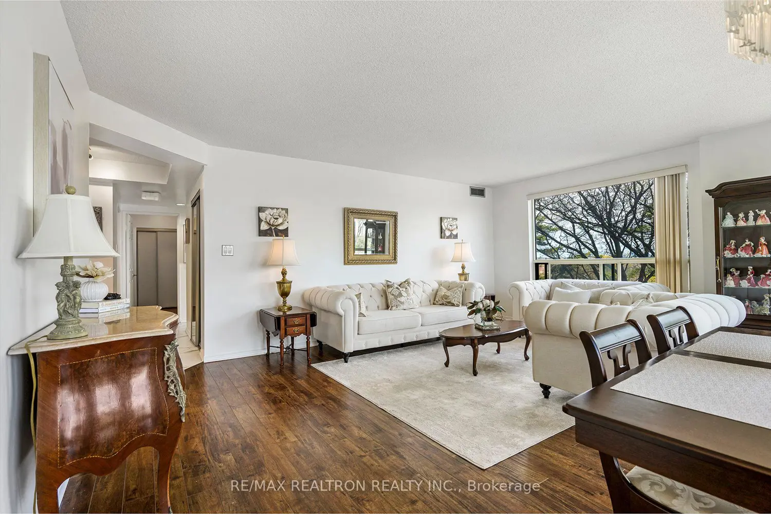 Additional image 9 of 2155 Burnhamthorpe Road 603