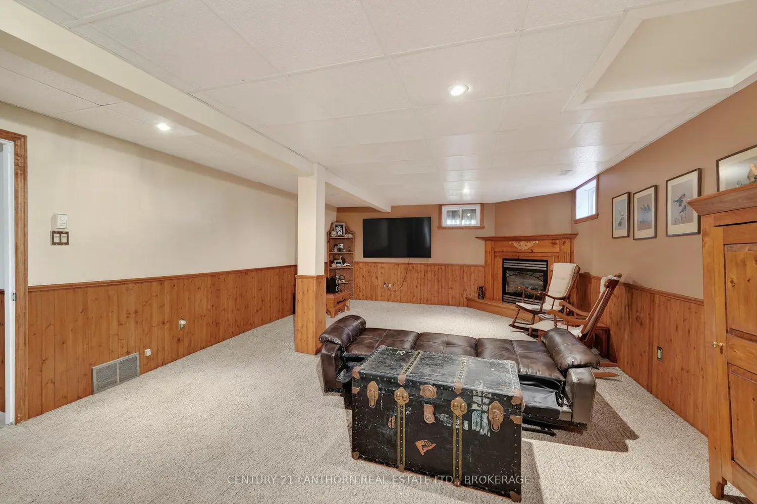 Additional image 14 of 417 Beach Avenue