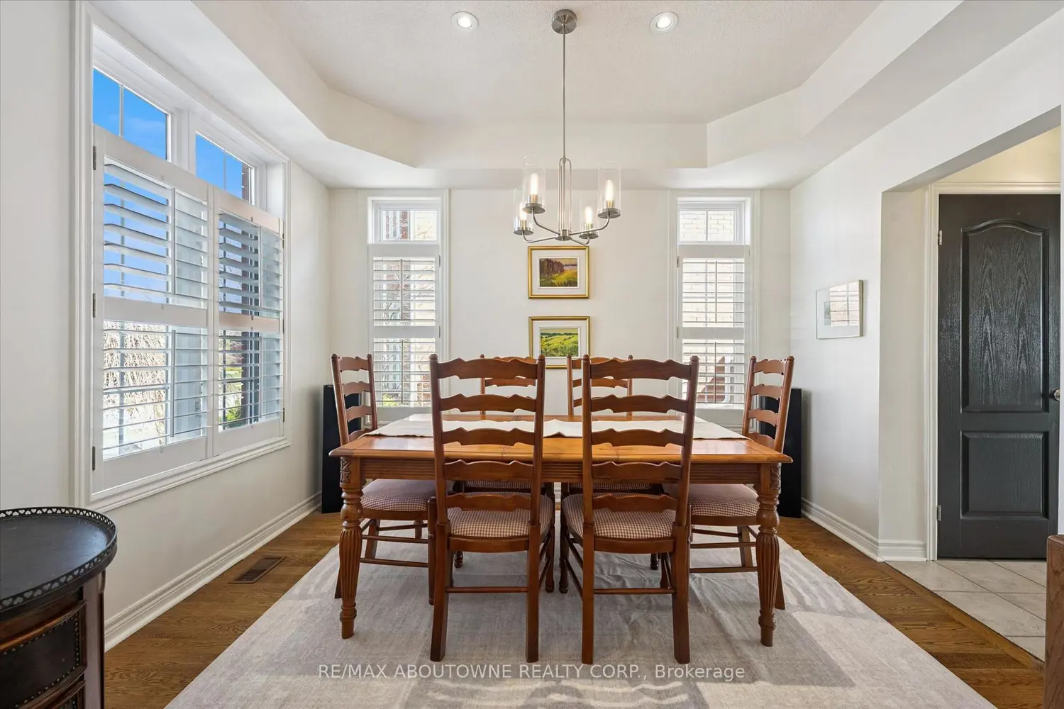 Additional image 9 of 2484 Capilano Crescent