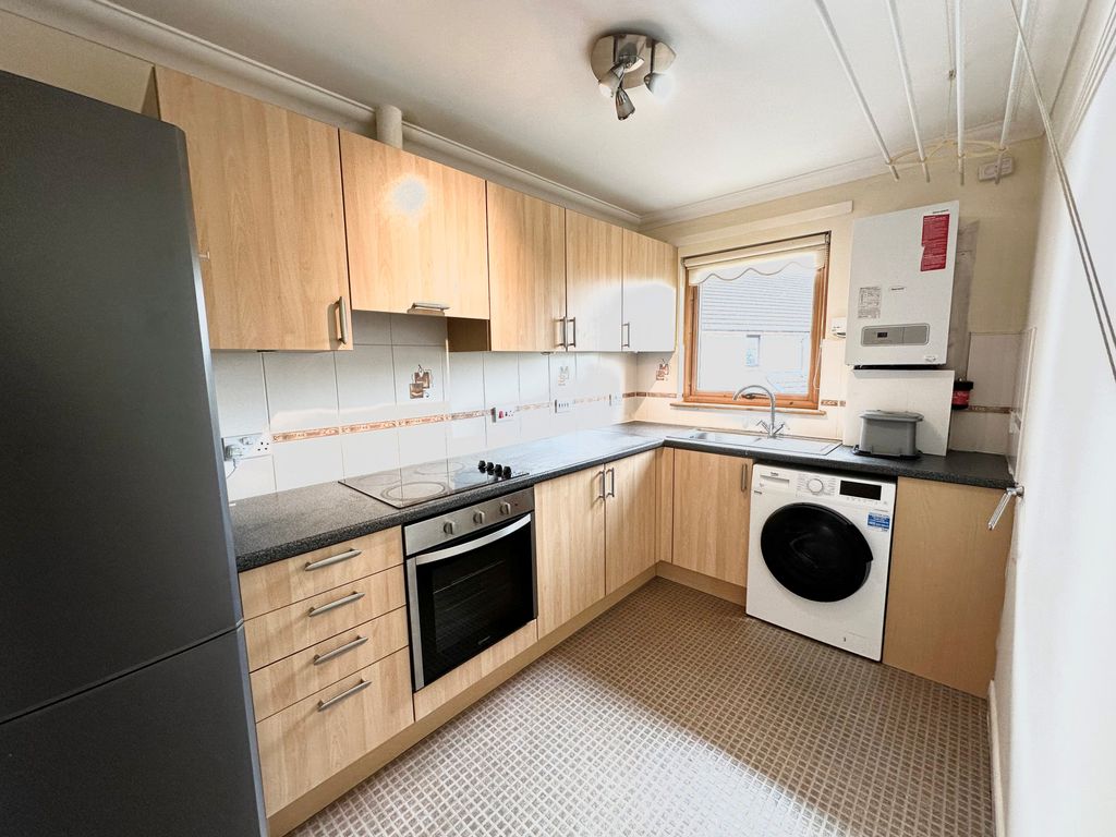 Additional image 4 of 2 bed flat to rentJohnston Court, Falkirk FK2