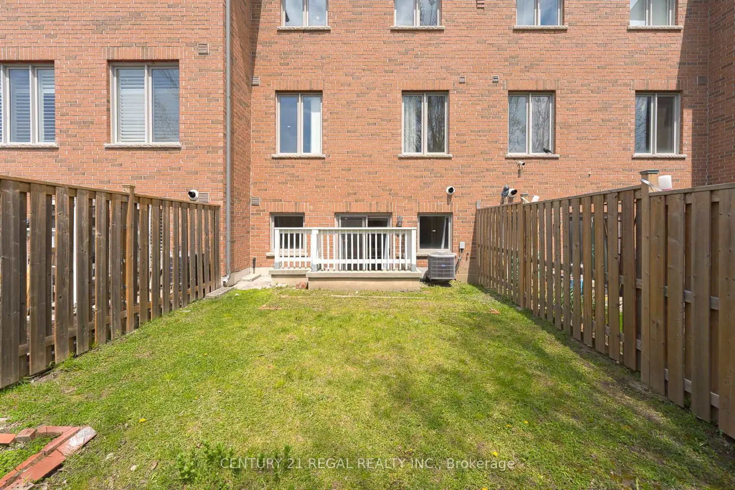 Additional image 8 of 27 Belanger Crescent