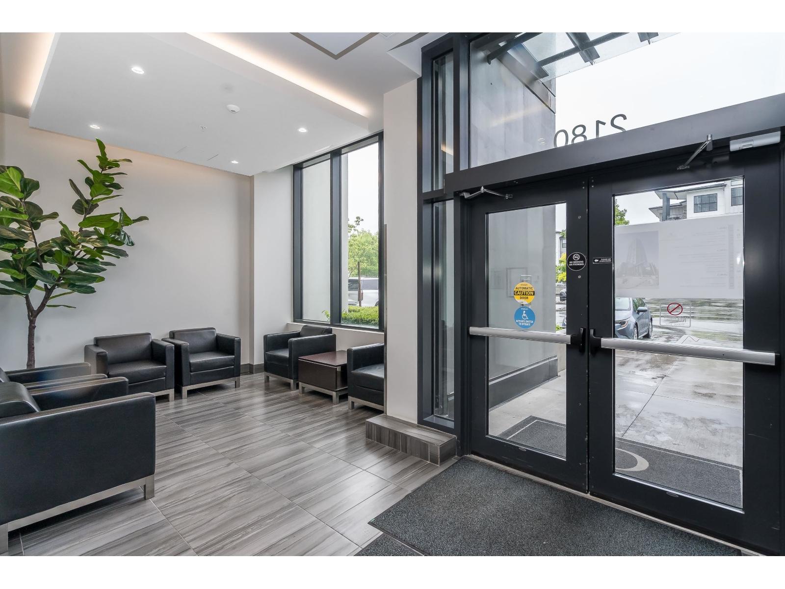 Additional image 4 of 206-2180 Gladwin Road, Abbotsford, BC, V2S0H4