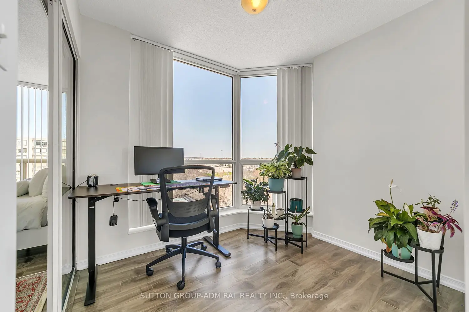 Additional image 12 of 175 Cedar Avenue 812