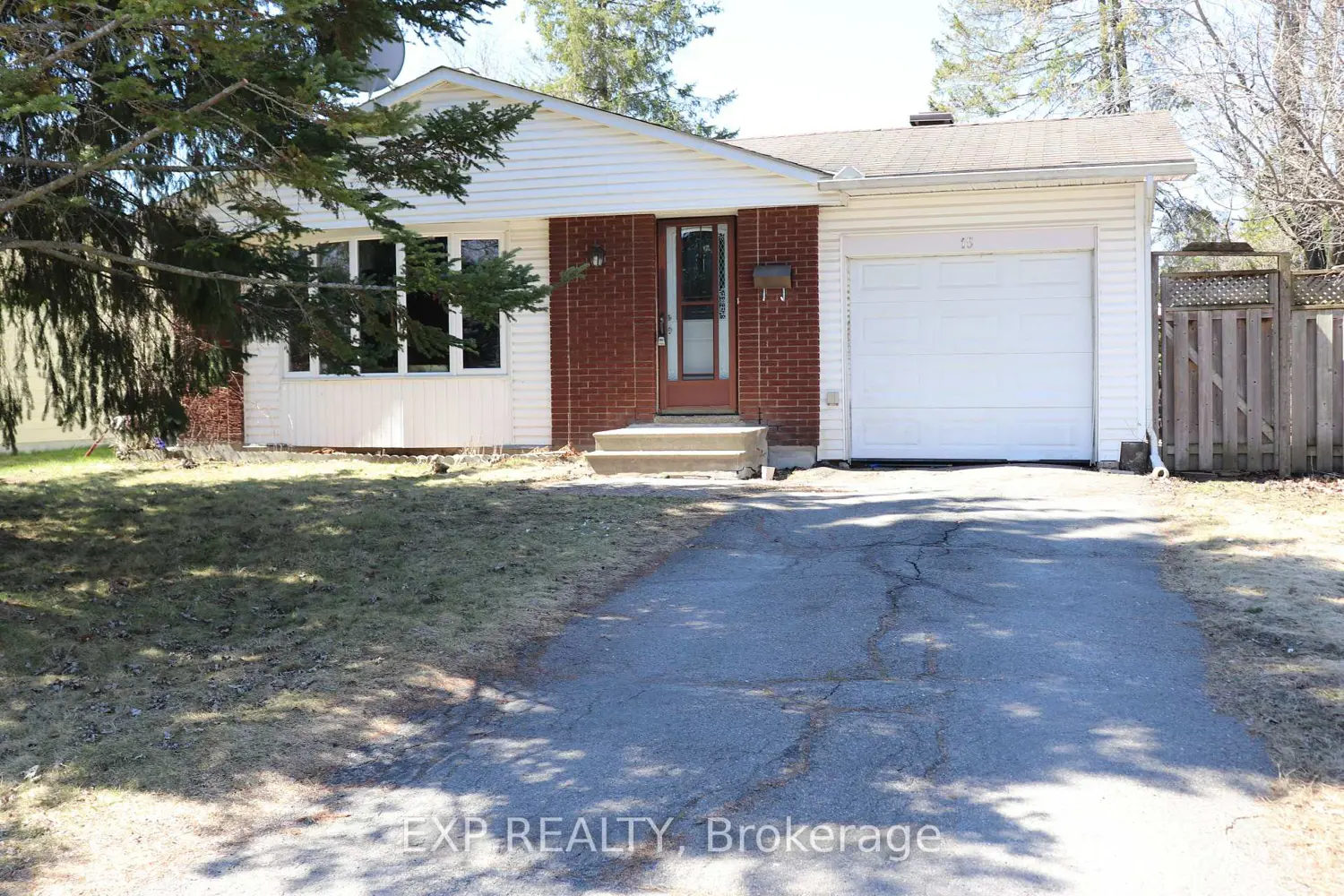 15 Wedgewood Crescent