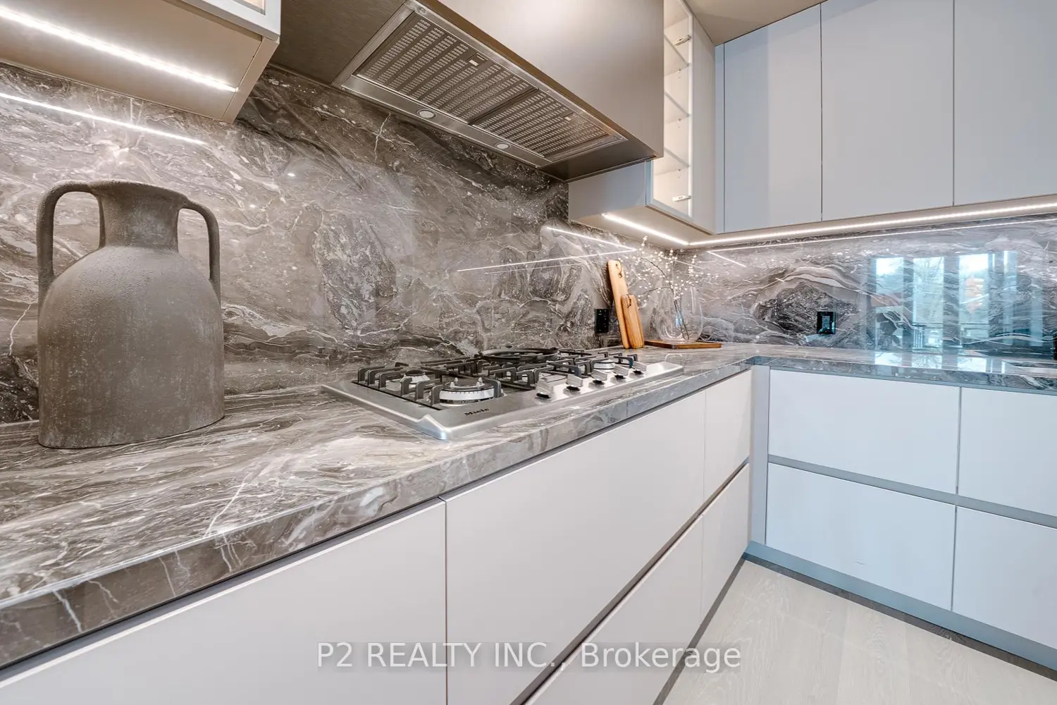 2 Forest Hill Road 208
