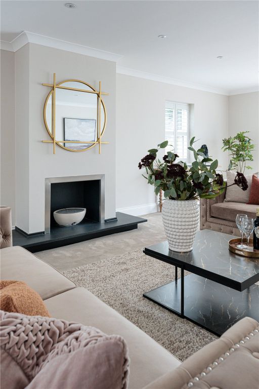 Additional image 11 of 5 bed detached house to rentUnderwood Road, Alderley Edge, Cheshire SK9