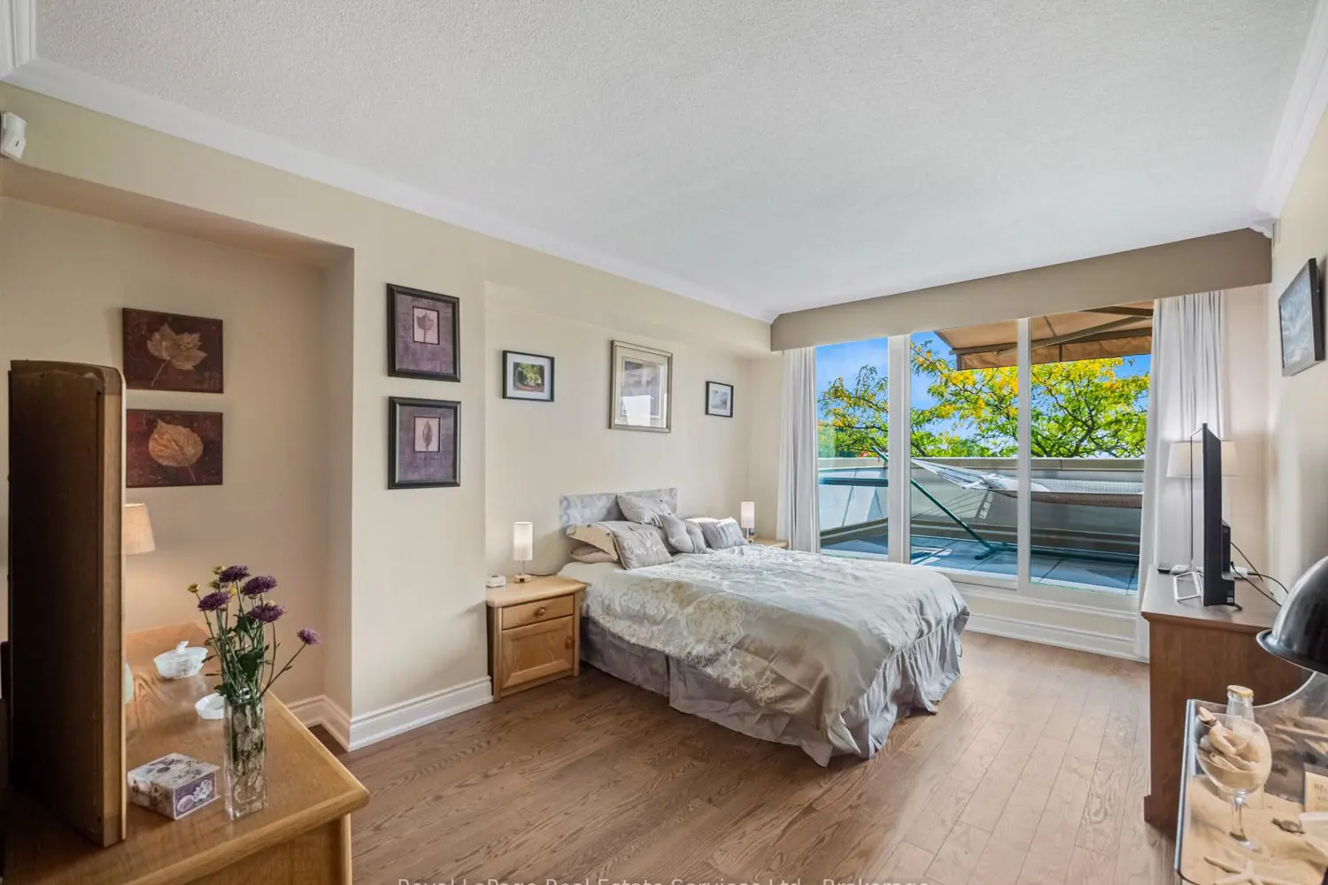 Additional image 8 of 415 Locust Street 310