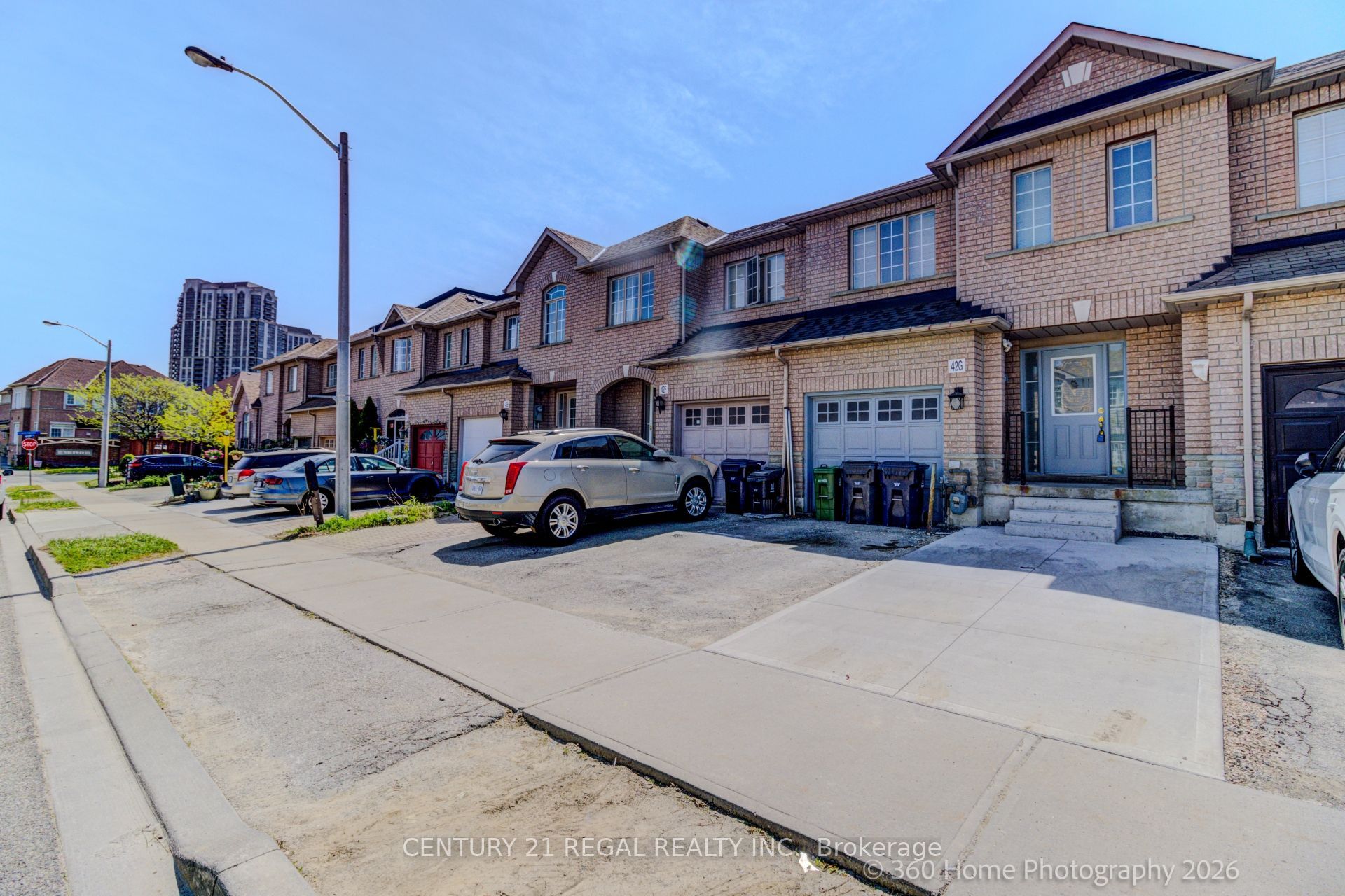 Additional image 2 of 42G View Green Crescent, Toronto, ON, M9W 7C9
