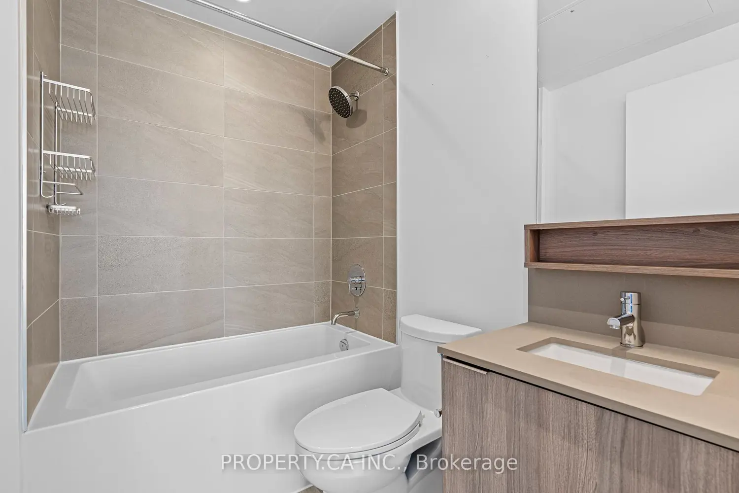 Additional image 12 of 950 Portage Parkway 4915