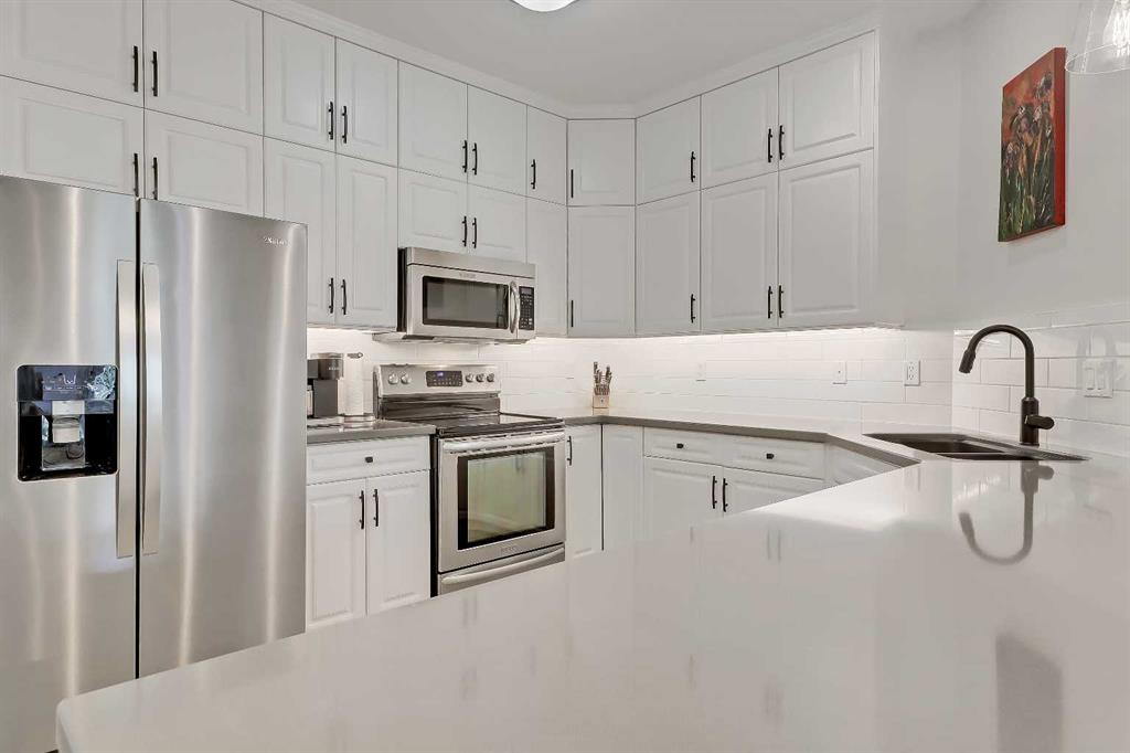 Additional image 3 of 402-2419 Erlton Road SW, Calgary, AB, T2S 3B8