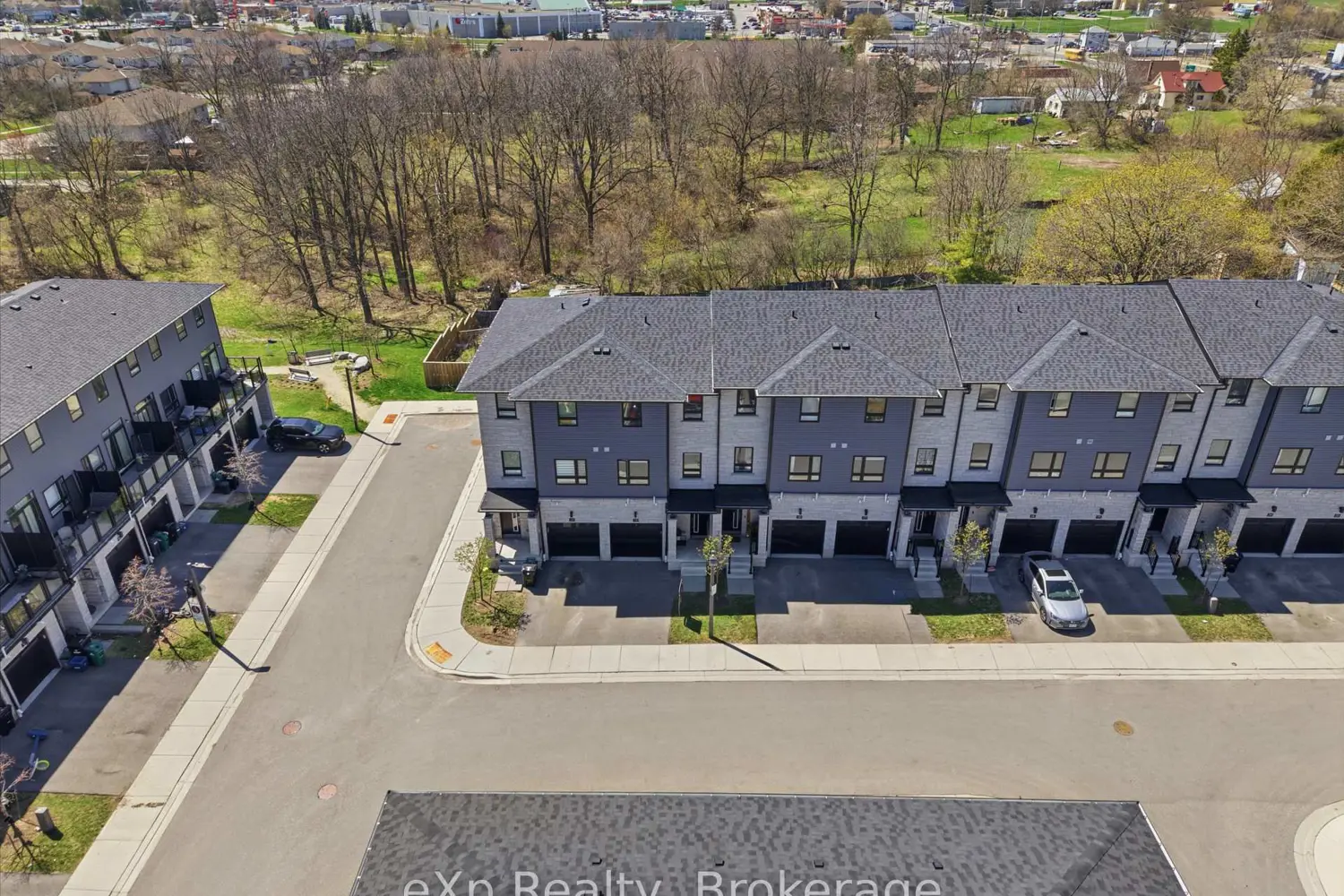 51 Sparrow Avenue 15