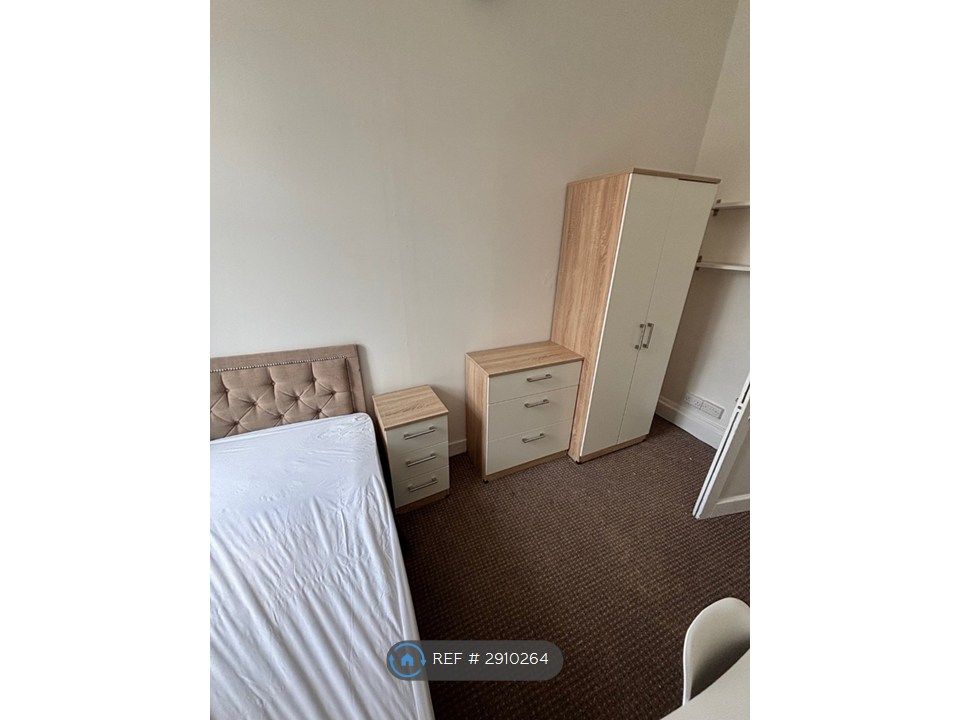 Additional image 13 of 6 bed flat to rentGardner's Crescent, Edinburgh EH3