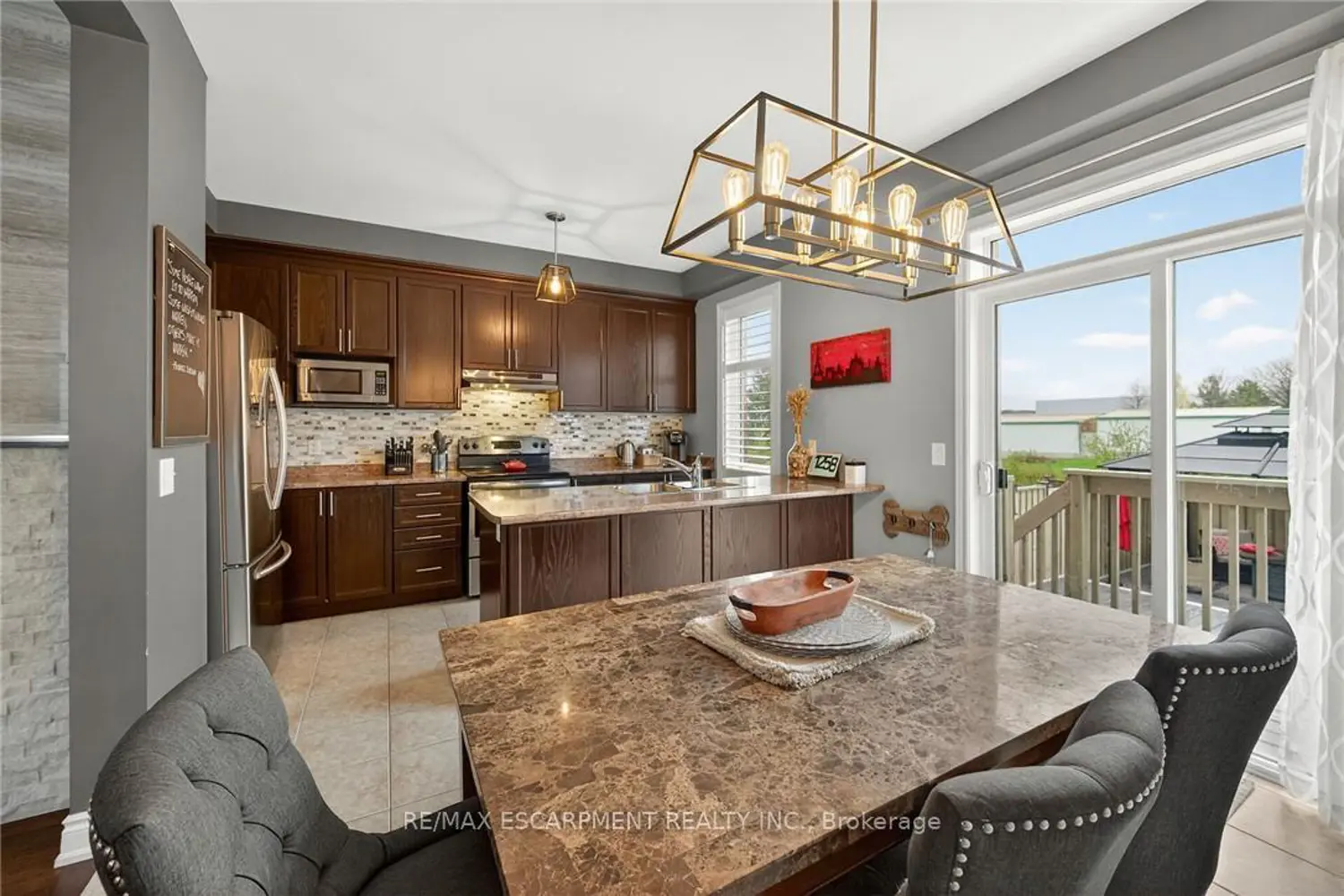 Additional image 5 of 100 Narbonne Crescent