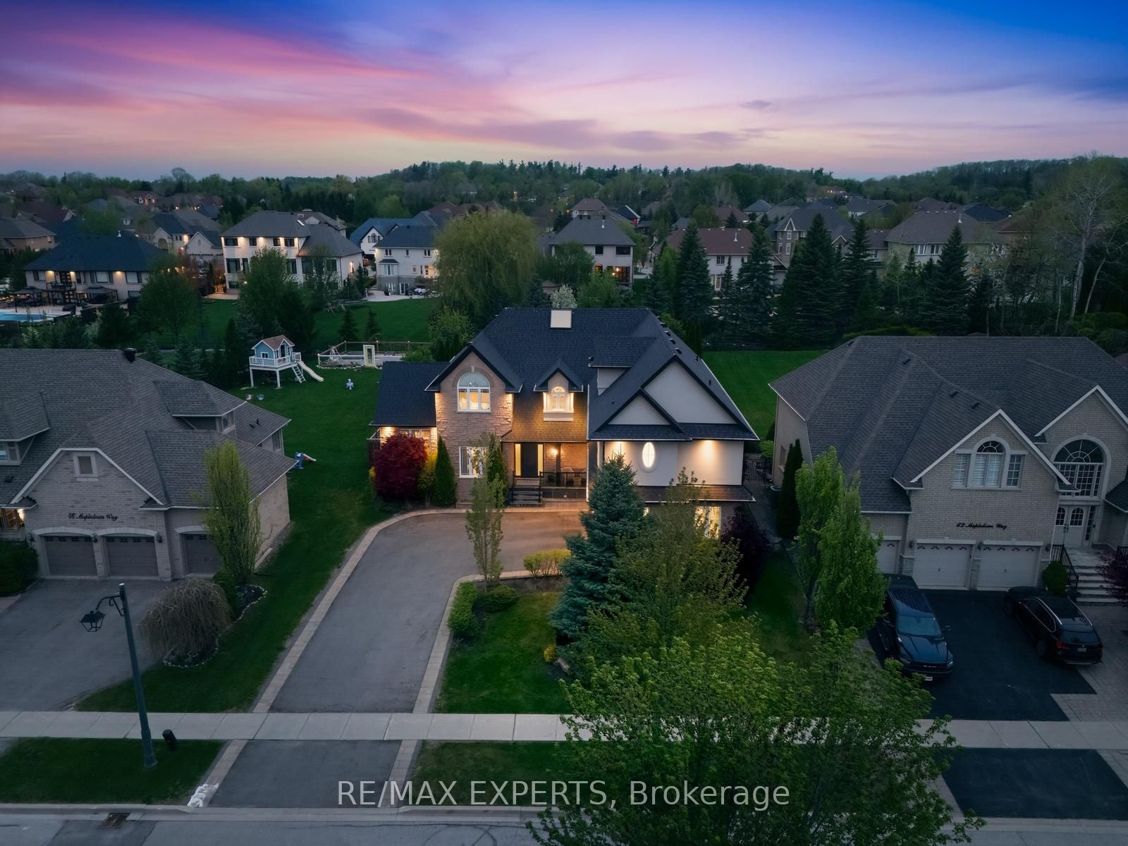 Additional image 2 of 56 Mapledown Way, Vaughan, ON, L6A 4A8