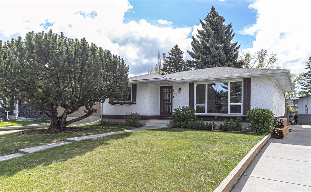 111 Lynnview Way SE, Calgary, AB, T2C 1T4